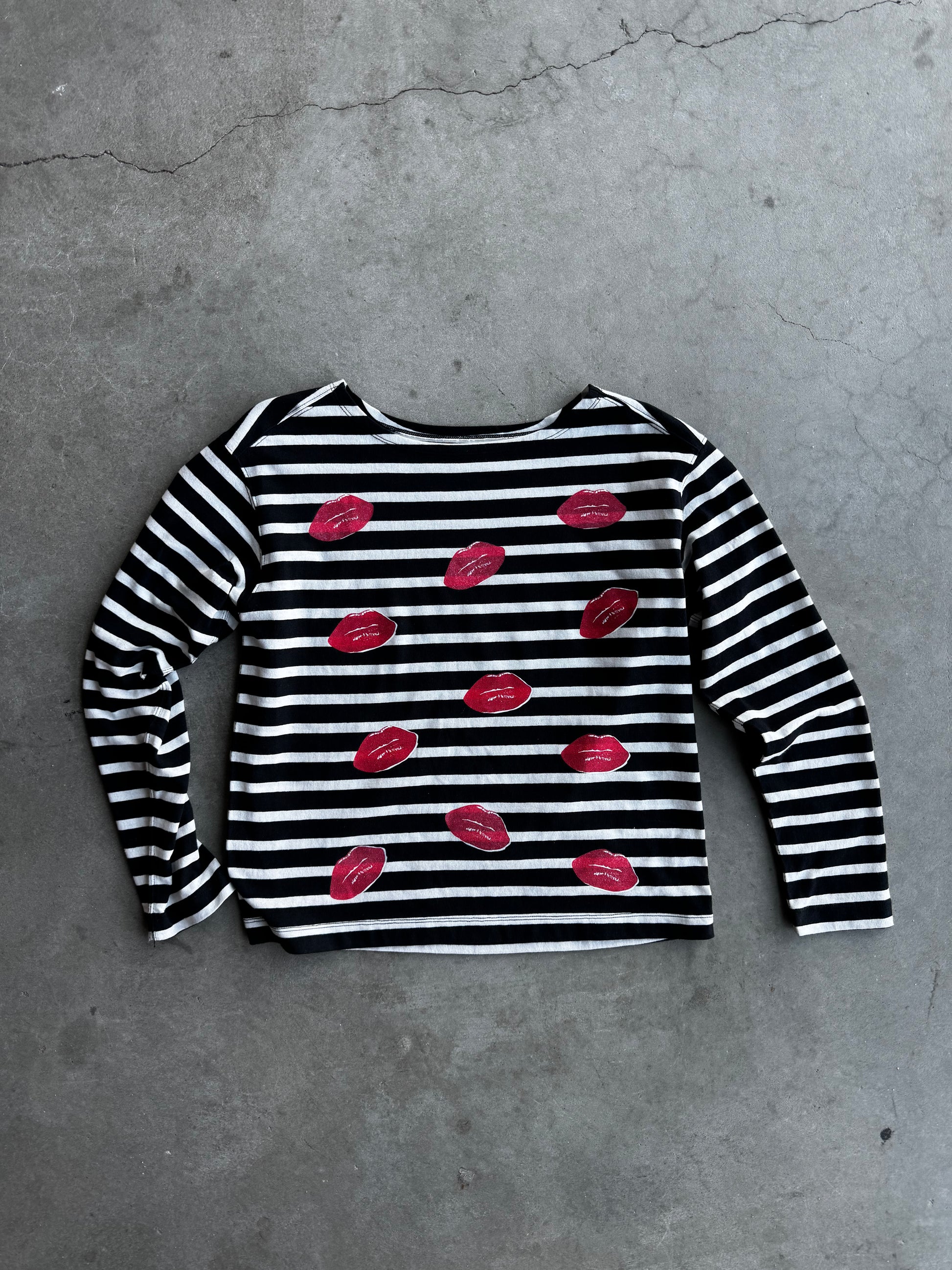 Kiss Print Long Sleeve