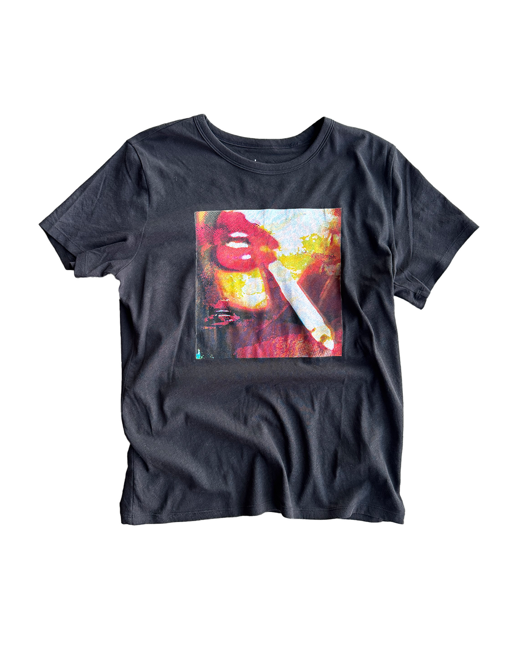 CIGARETTE TEE